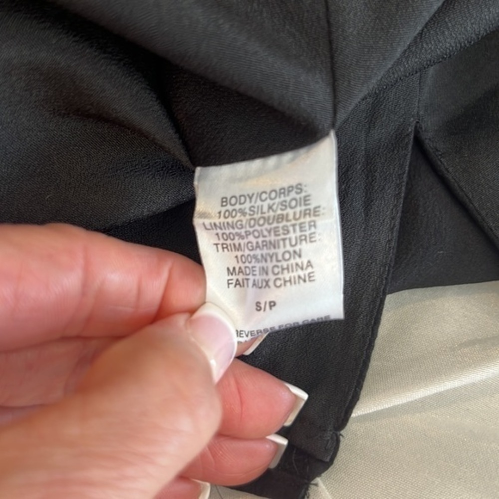NWT BLACK CAMI TOP SIZE S - Picture 6 of 7